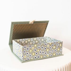 Clamshell Boxes